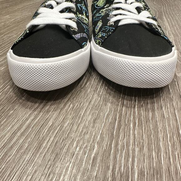 Torrid NWT Disney Pixar Toy Story Alien Neon & Black Canvas Sneaker - Extra Wide - Picture 4 of 15